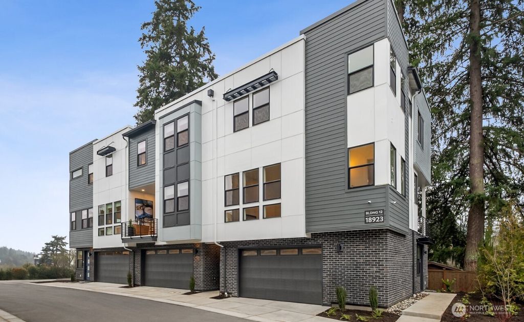 Photo of 18808 99th Court NE #C, Bothell, WA 98011 (MLS # 2355776)
