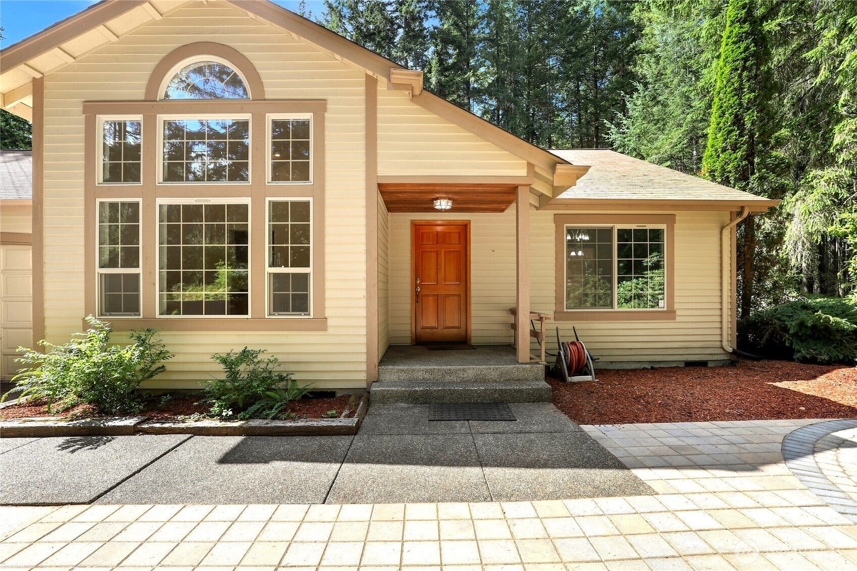 5800 SW Royal Spruce Drive