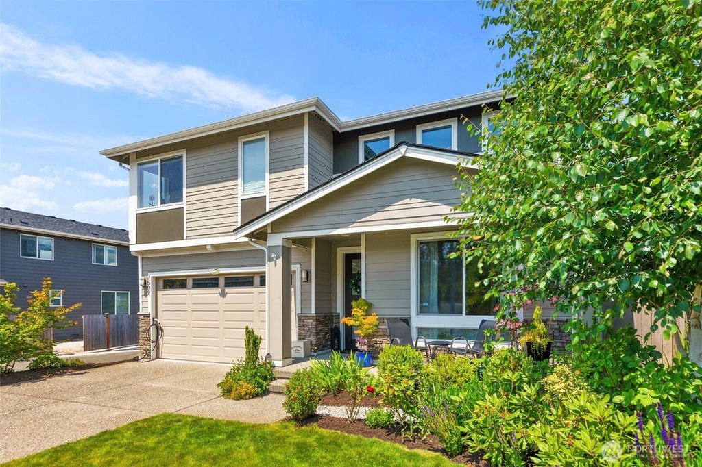 Photo of 7509 SE 11th Place, Lake Stevens, WA 98258 (MLS # 2397309)