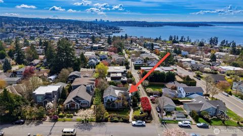 Photo of 117 11th Avenue, Kirkland, WA 98033 (MLS # 2500233)