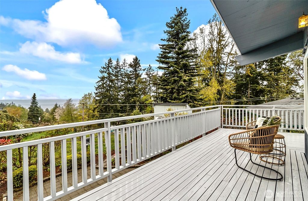 Photo of 18215 3rd Place SW, Normandy Park, WA 98166 (MLS # 2501402)