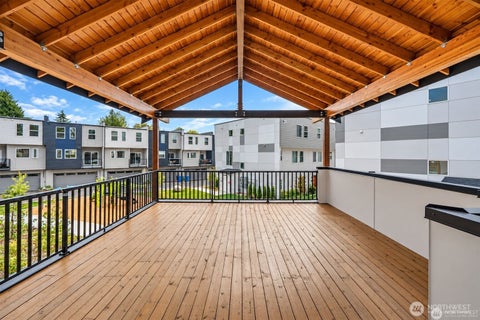 Photo of 11548 17th Circle SW, Burien, WA 98146 (MLS # 2548956)