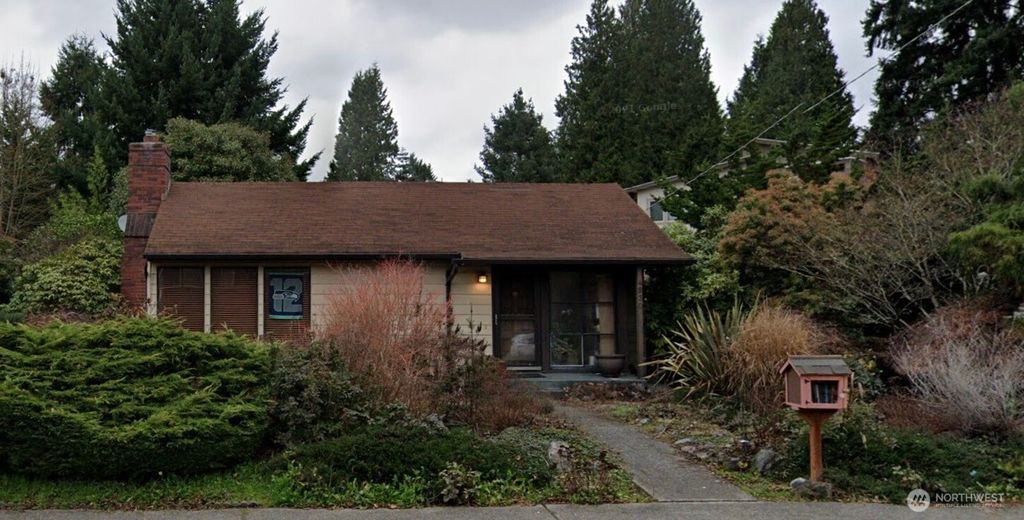 Photo of 4530 NE 55th Street, Seattle, WA 98105 (MLS # 2434642)