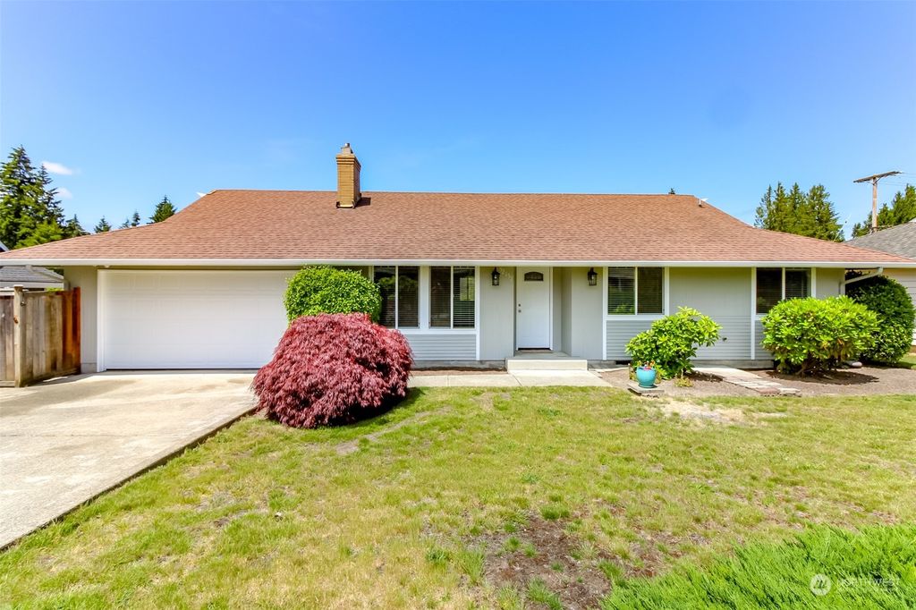 Photo of 32157 9th Avenue S, Federal Way, WA 98003 (MLS # 2250175)