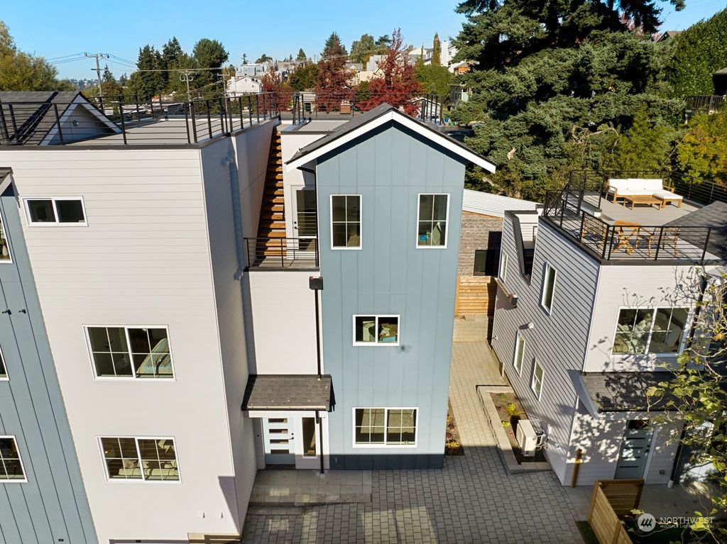 Photo of 4220 Greenwood Avenue N #B, Seattle, WA 98103 (MLS # 2184667)