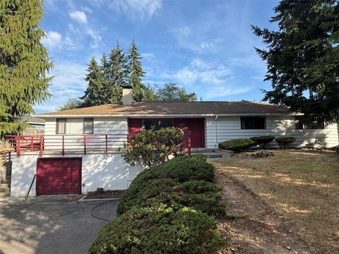 Photo of 15109 SE Newport Way, Bellevue, WA 98006 (MLS # 2595764)