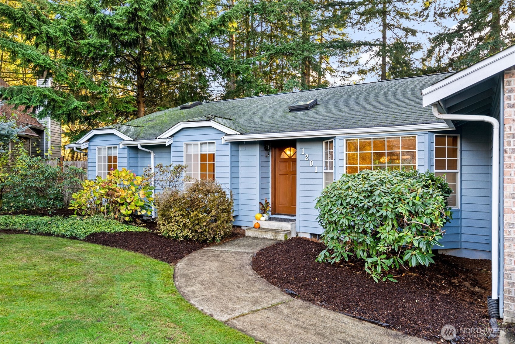 1201 Tabitha Court NW