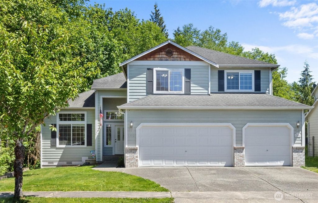 Photo of 13901 Cedar Court, Sultan, WA 98294 (MLS # 2386008)