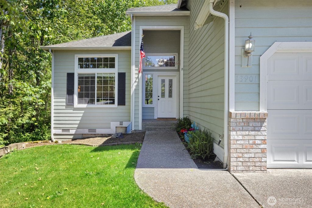 Photo of 13901 Cedar Court, Sultan, WA 98294 (MLS # 2386008)