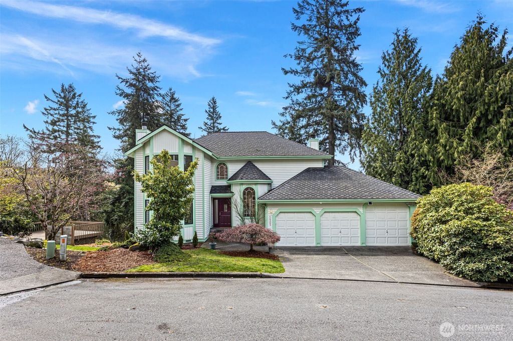 Photo of 14305 SE 61st Street, Bellevue, WA 98006 (MLS # 2338920)
