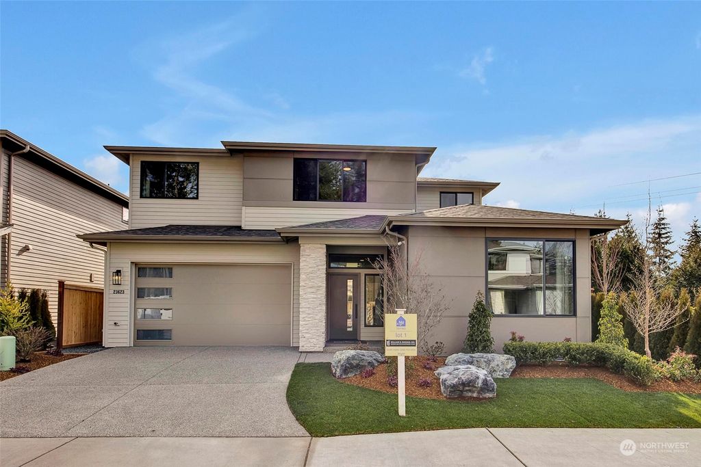 Photo of 23623 SE 35th Court, Sammamish, WA 98029 (MLS # 2037796)