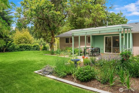 18304 McLean Road SW Vashon WA 98070