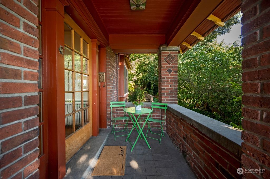 Photo of 1126 8th Avenue W, Seattle, WA 98119 (MLS # 2065636)