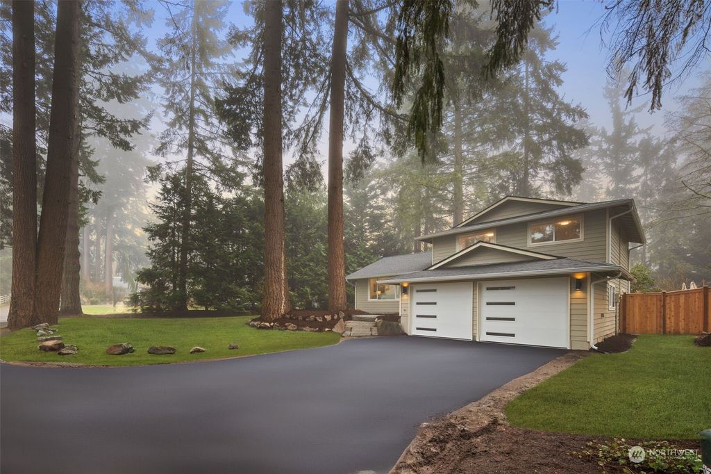 Photo of 20226 81st Avenue W, Edmonds, WA 98026 (MLS # 2322435)