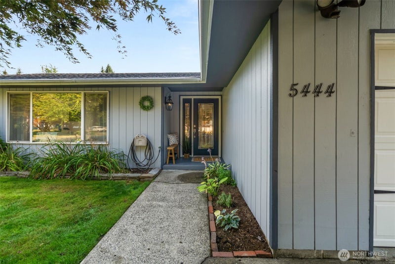 5444 Anton Court SE