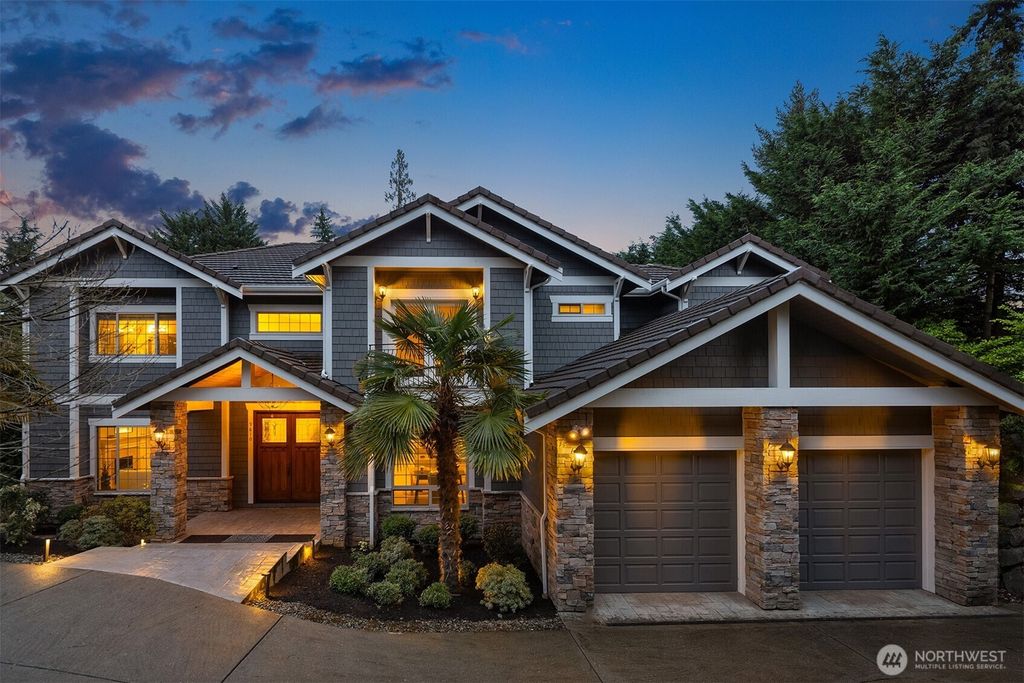 Photo of 9810 SE 35th Place, Mercer Island, WA 98040 (MLS # 2489183)