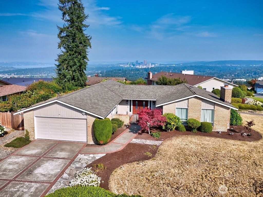 Photo of 4451 141st Avenue SE, Bellevue, WA 98006 (MLS # 2420993)