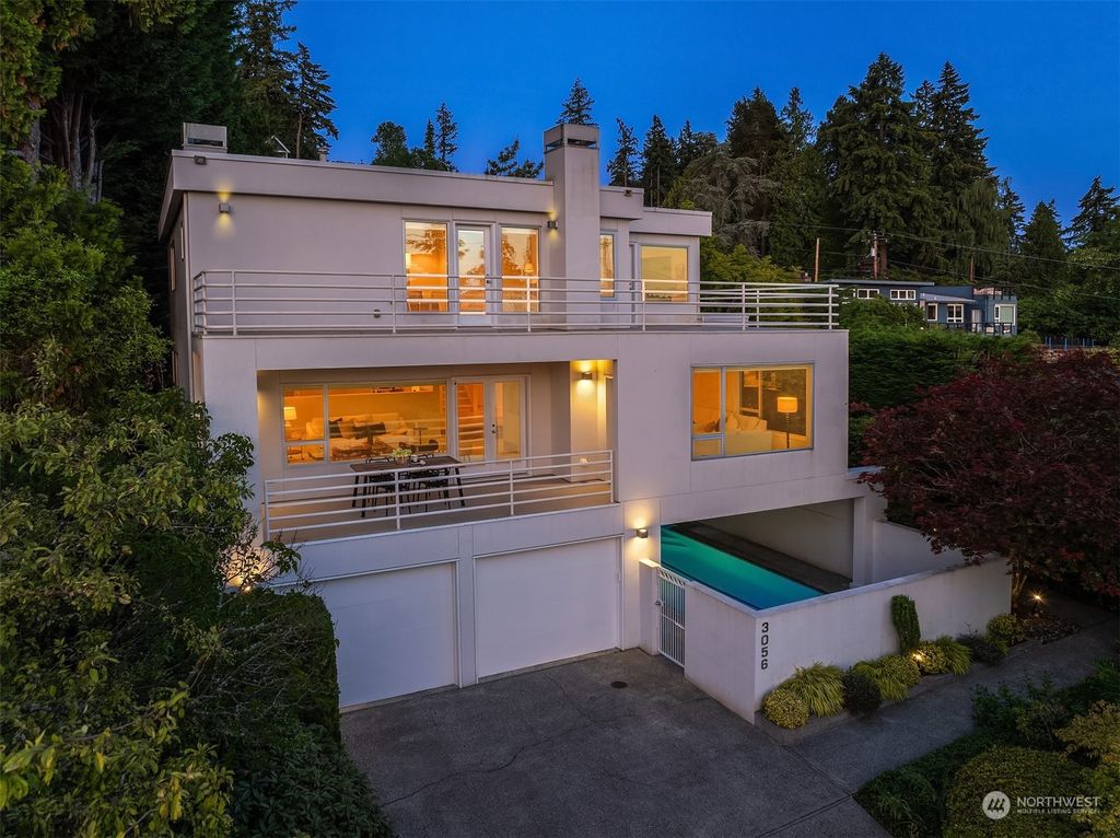 Photo of 3056 67th Avenue SE, Mercer Island, WA 98040 (MLS # 2248884)