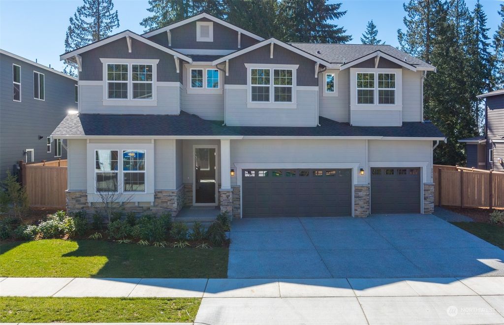 Photo of 3809 NE 27th Place #15, Renton, WA 98059 (MLS # 2000769)