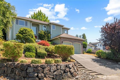Photo of 5207 69th Drive NE, Marysville, WA 98270 (MLS # 2409645)