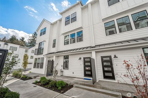 12079 127th Avenue E 54 Puyallup WA 98374