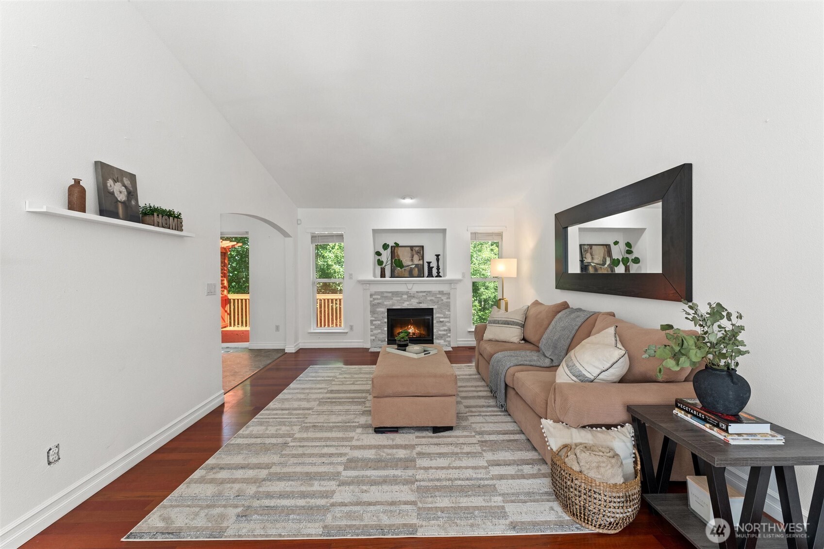 19306 Evergreen Drive E