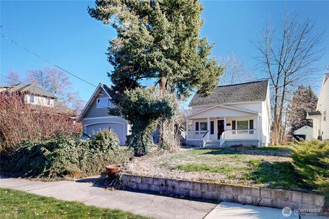 Photo of 332 L St St, Walla Walla, WA 99362 (MLS # 2484424)