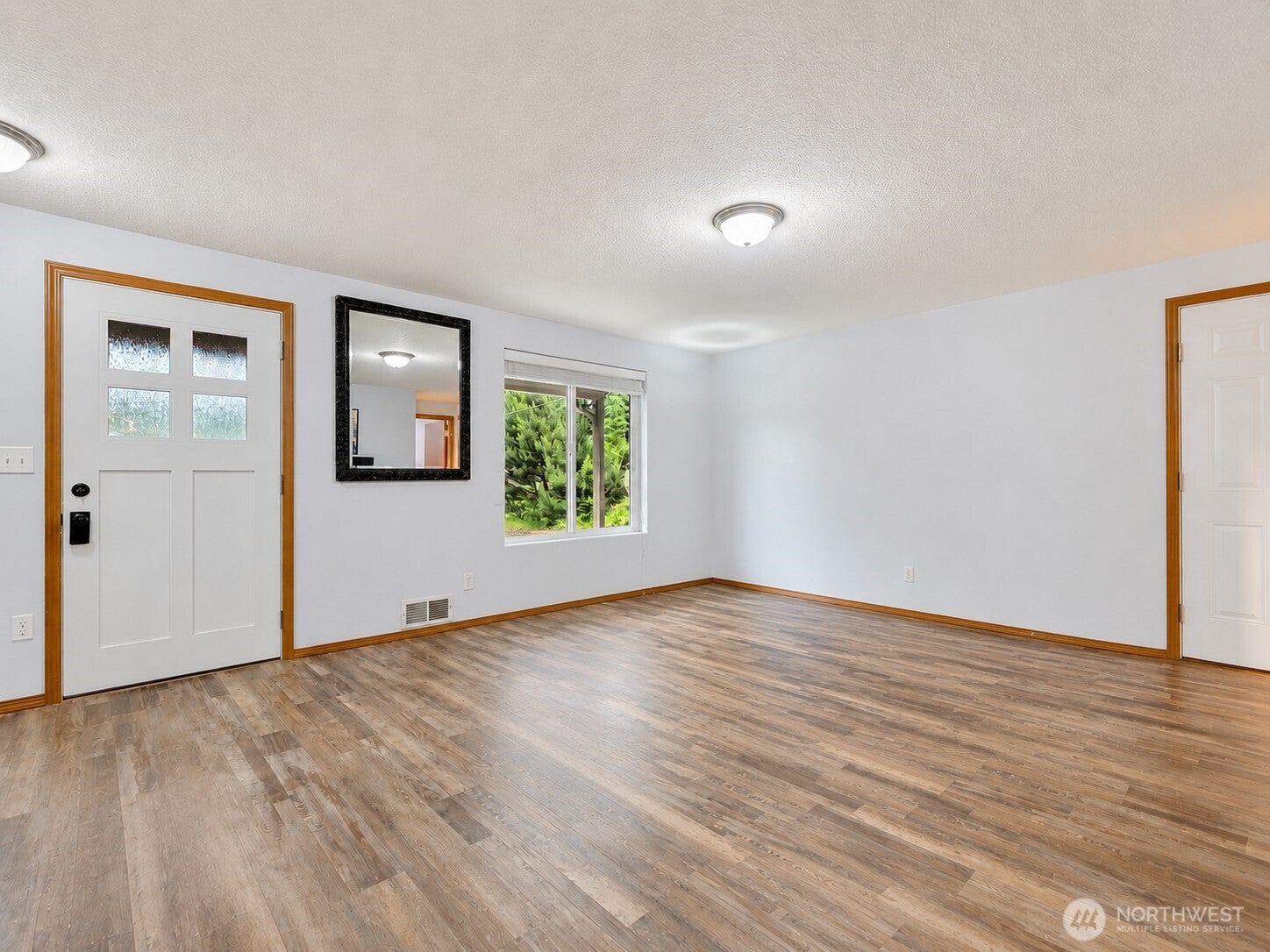1902 194th Street