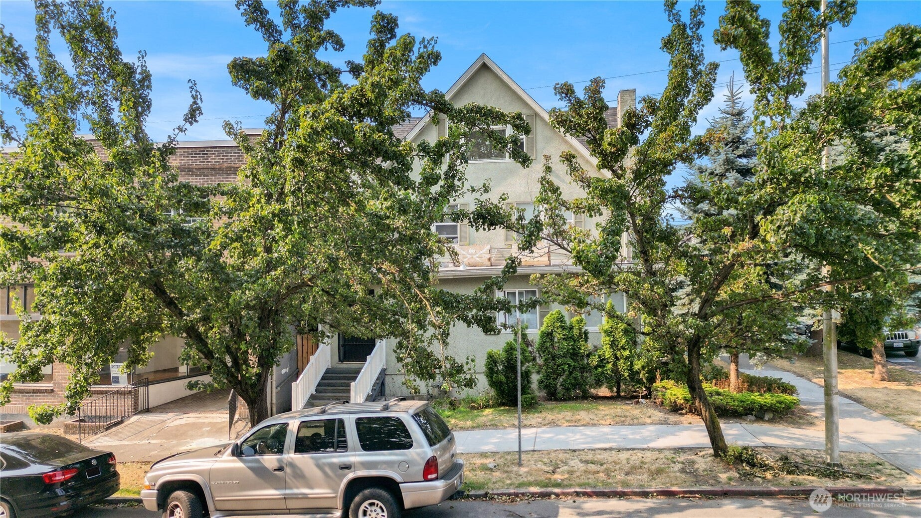 222 N I Street