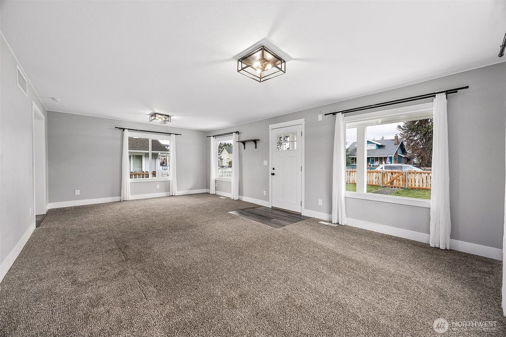 Photo of 227 Mashell Avenue N, Eatonville, WA 98328 (MLS # 2495407)