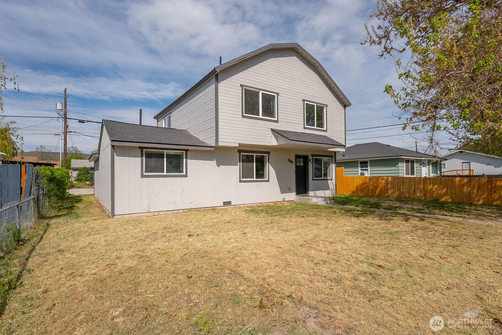 Listing image 4