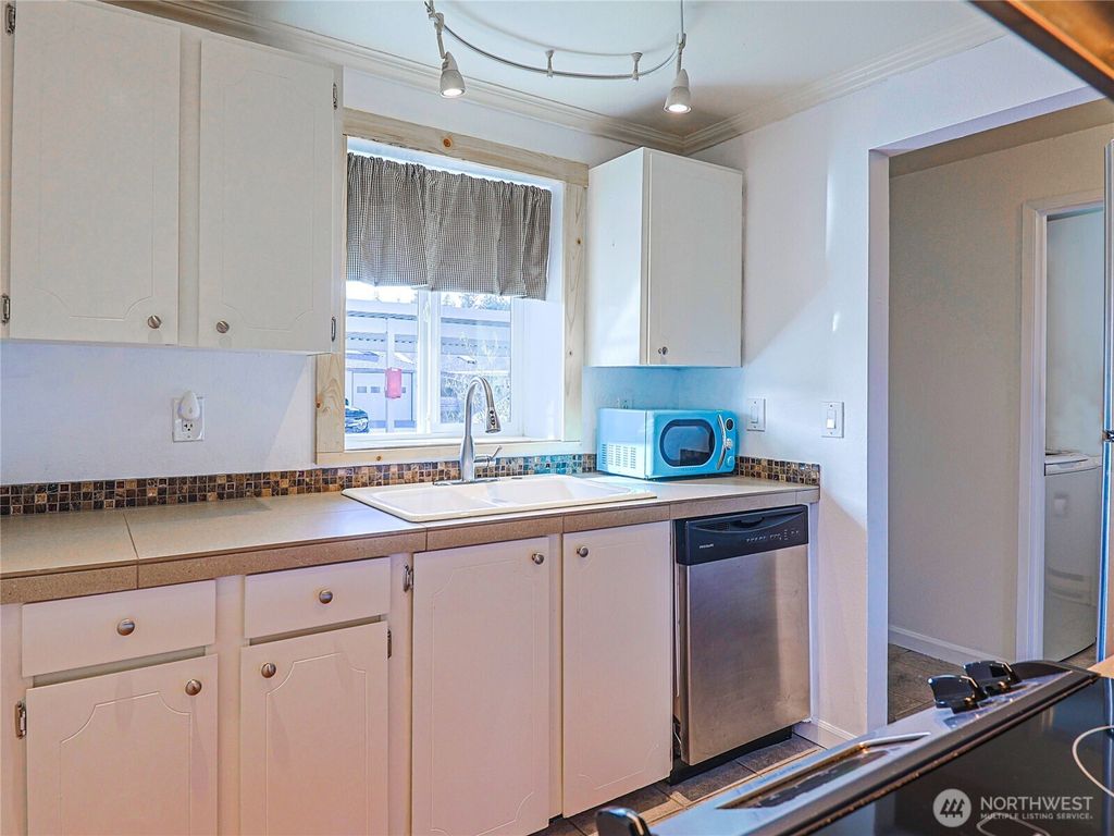 Photo of 4214 84th Street NE #20, Marysville, WA 98270 (MLS # 2345316)