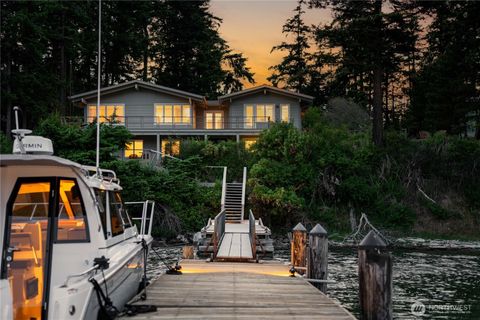 1794 Bayshore Road Lopez Island WA 98261