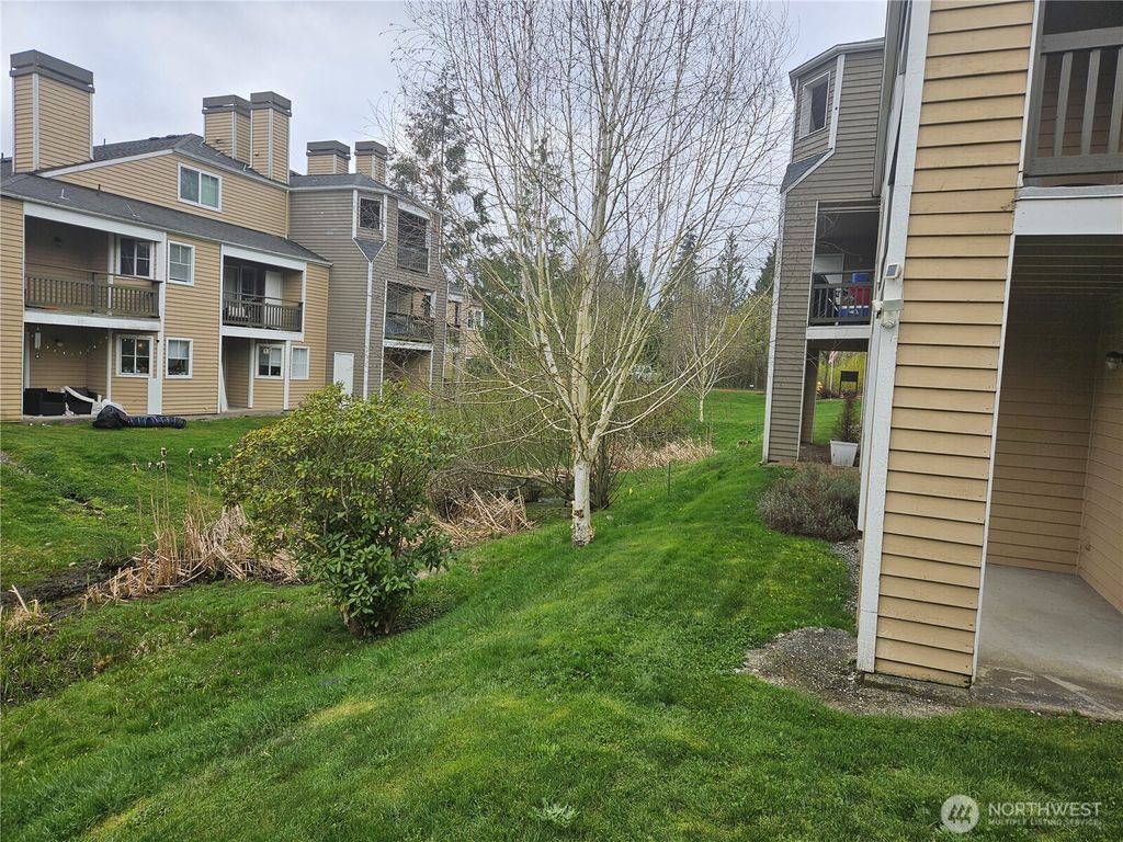 Photo of 5300 Harbour Pointe Boulevard #303B, Mukilteo, WA 98275 (MLS # 2352395)