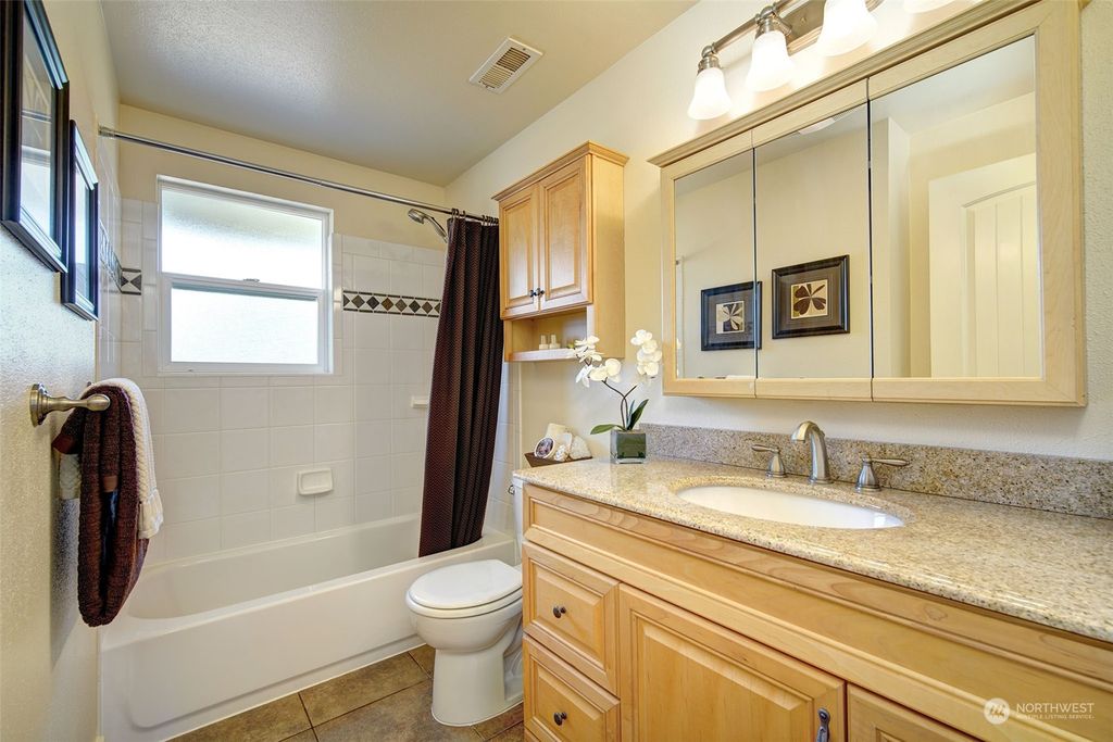 Photo of 22724 86th Place W, Edmonds, WA 98026 (MLS # 2052276)