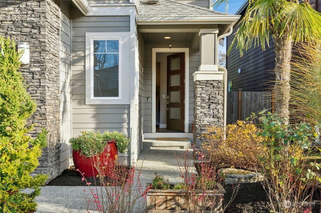 Photo of 15319 Meridian Drive SE, Lynnwood, WA 98087 (MLS # 2313093)