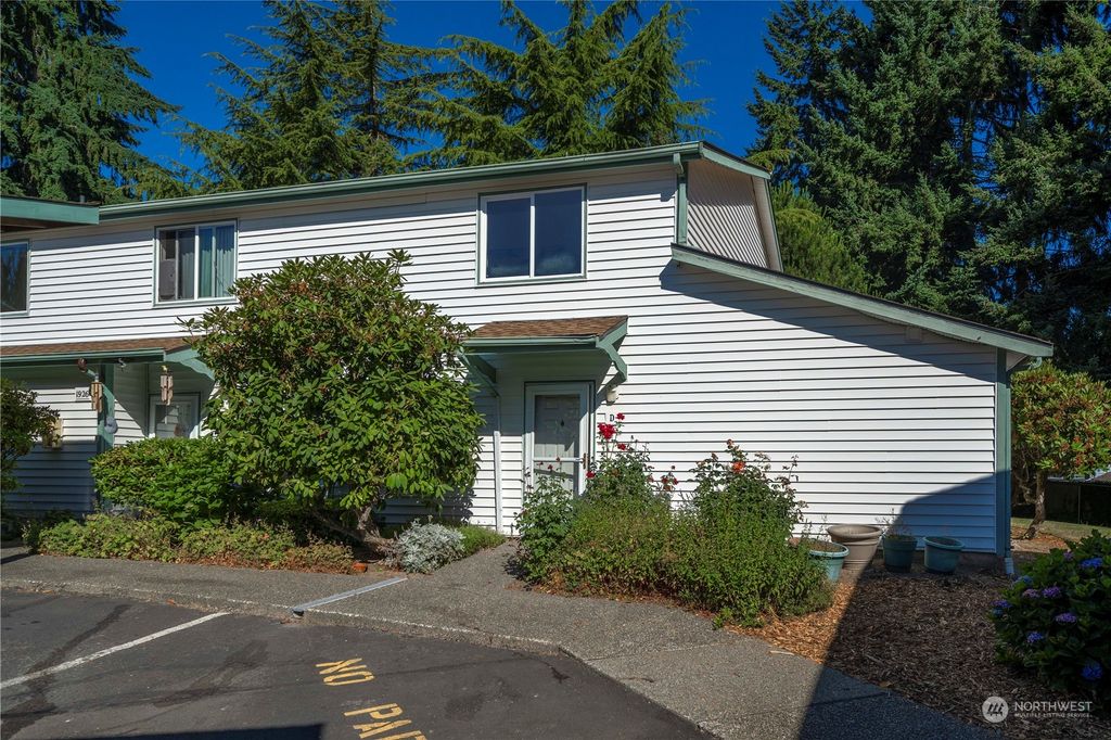 Photo of 1926 SW 318th Place #12D, Federal Way, WA 98023 (MLS # 2142226)