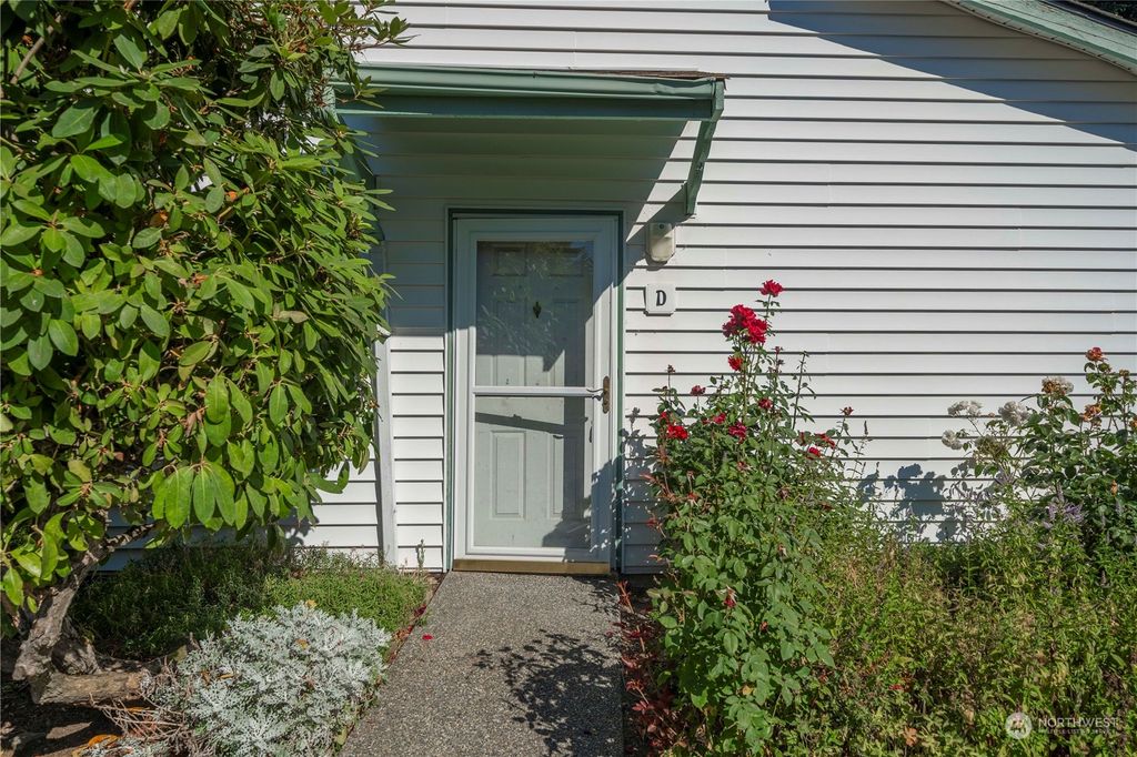 Photo of 1926 SW 318th Place #12D, Federal Way, WA 98023 (MLS # 2142226)