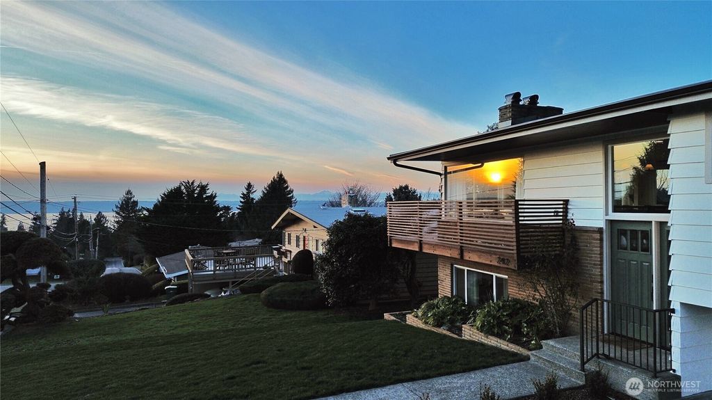 Photo of 242 SW 186th Street, Normandy Park, WA 98166 (MLS # 2473161)