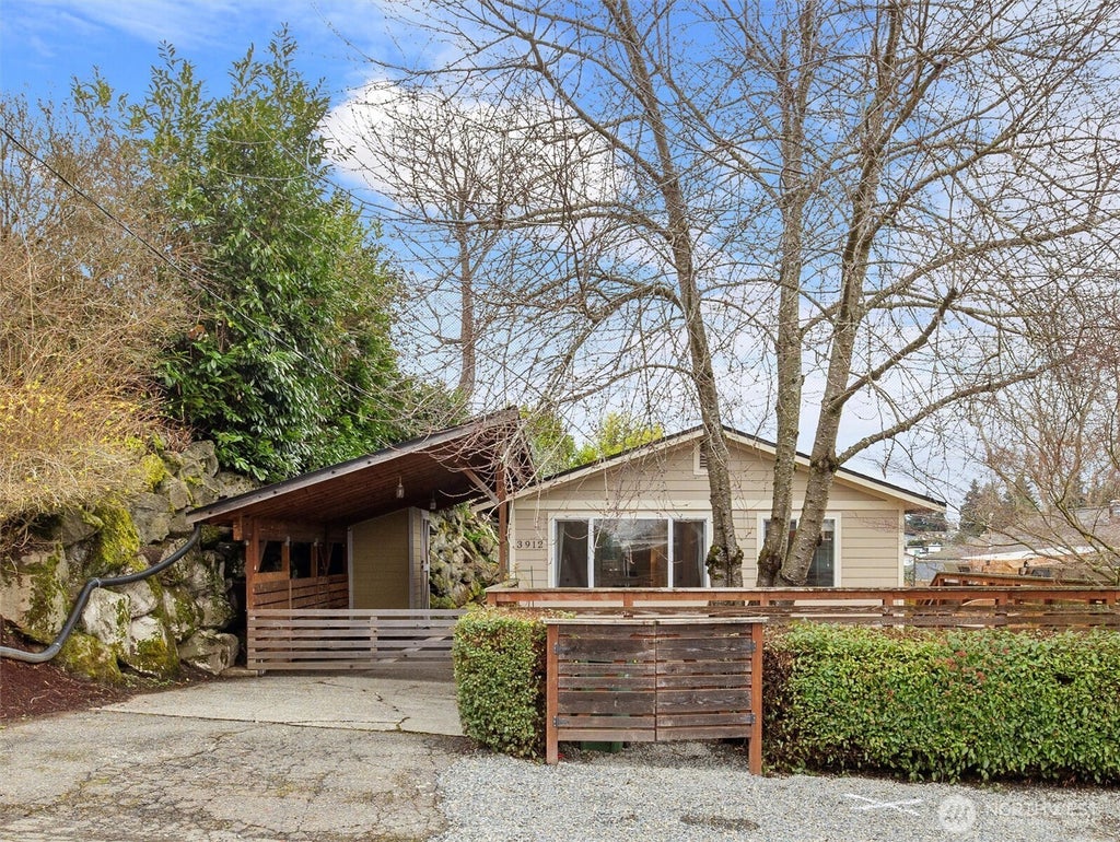 Photo of 3912 S Findlay Street, Seattle, WA 98118 (MLS # 2570939)
