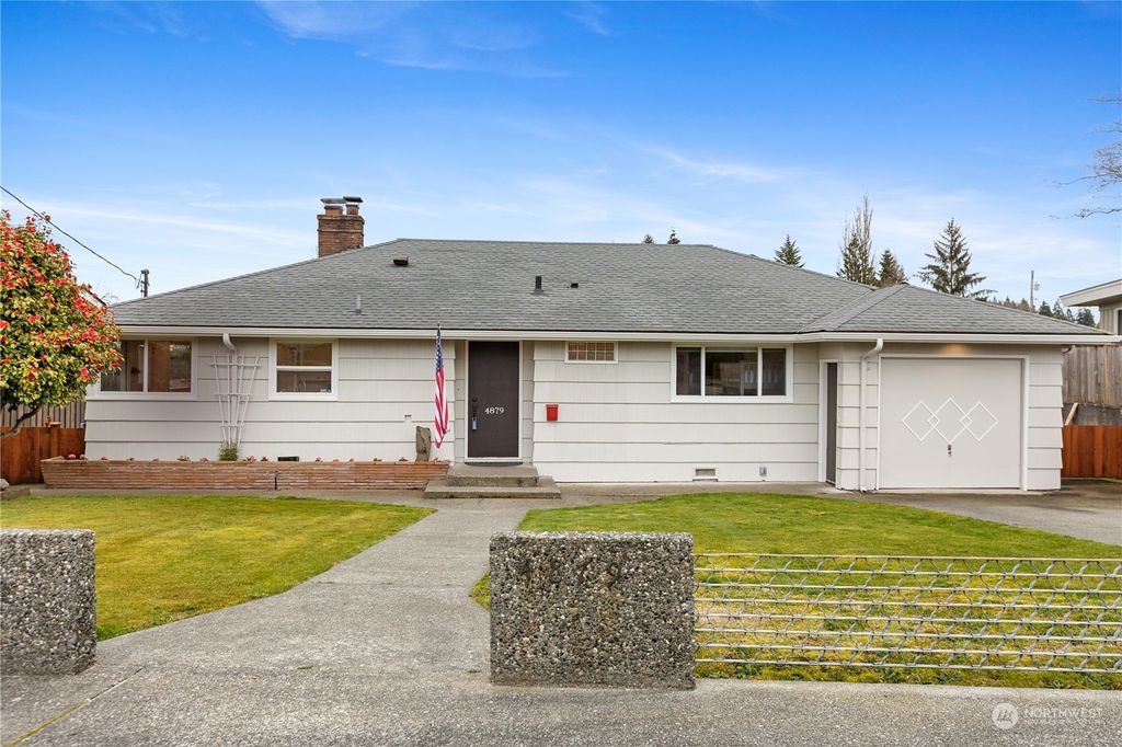 Photo of 4879 Alpine Drive, Everett, WA 98203 (MLS # 2043404)