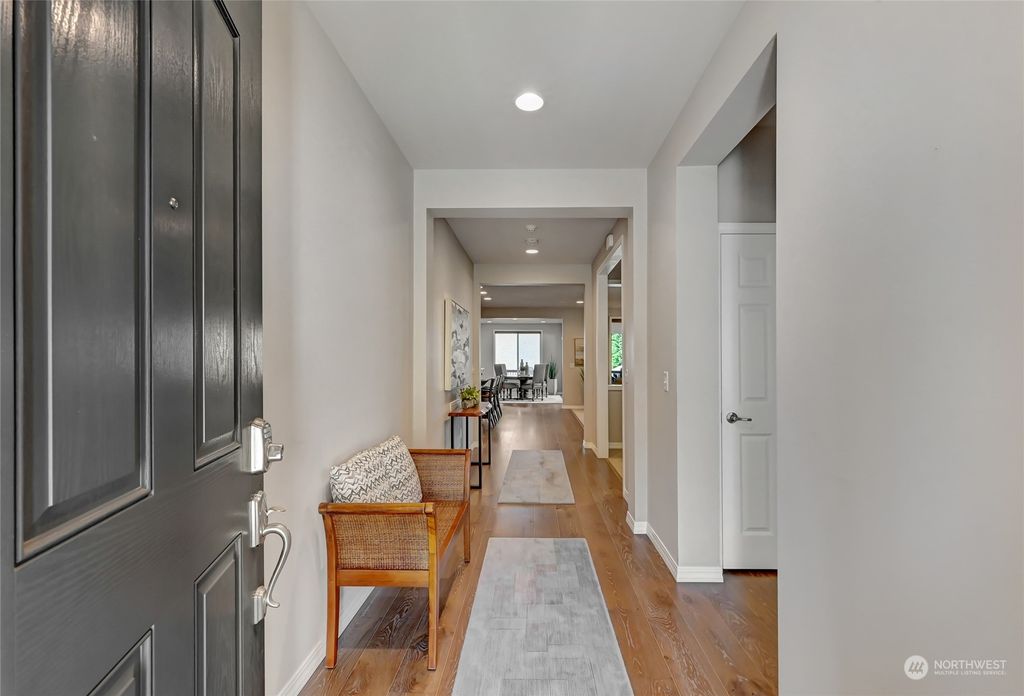 Photo of 23848 NE 126th Place, Redmond, WA 98053 (MLS # 2148454)