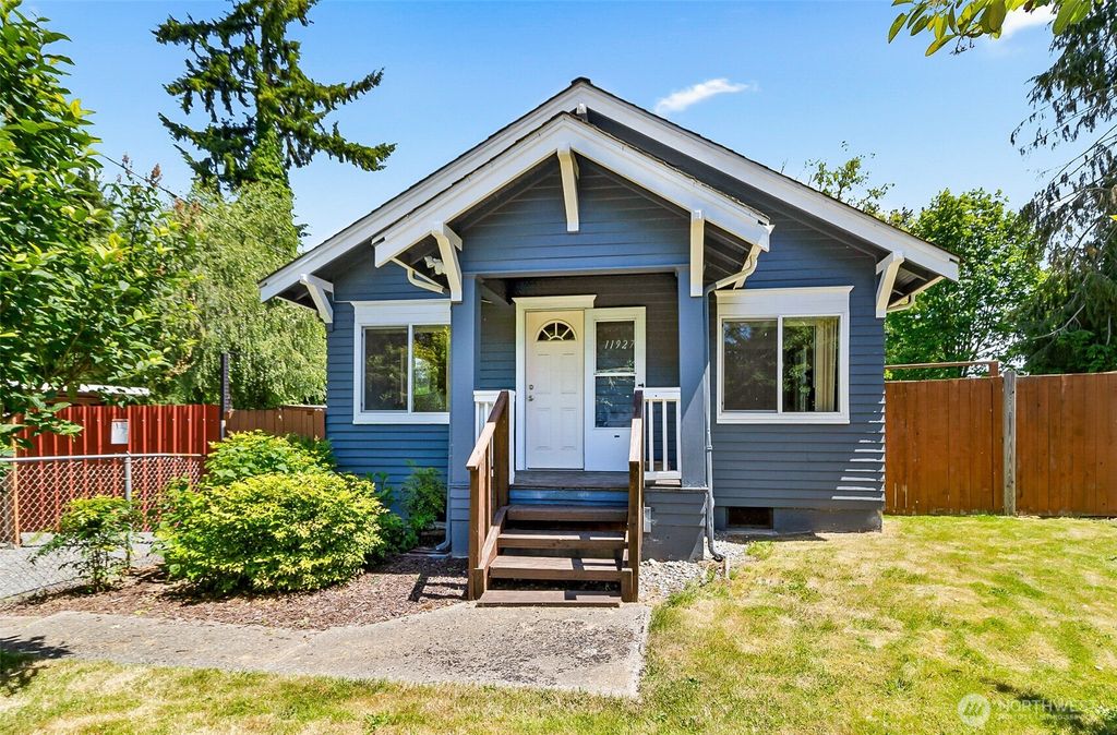 Photo of 11927 E Gibson Road, Everett, WA 98204 (MLS # 2389461)