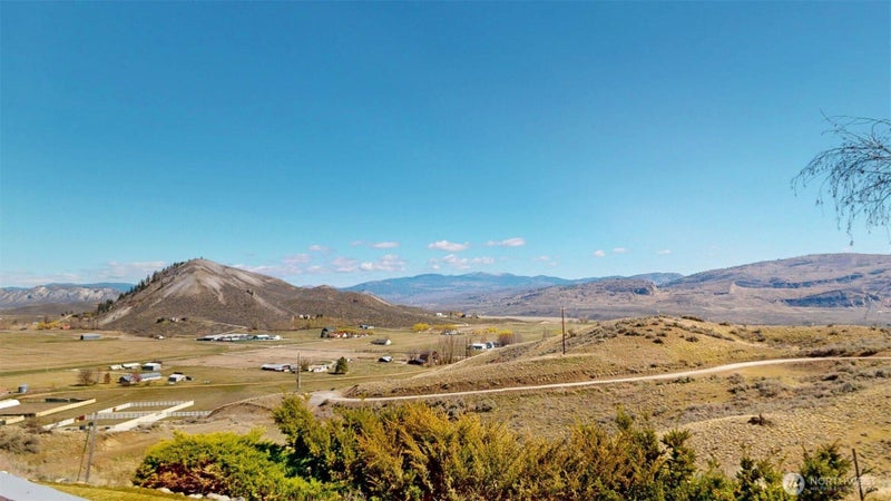 1811 Pine Creek