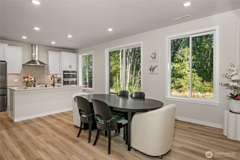 Photo of 11124 43rd Avenue SE, Everett, WA 98208 (MLS # 2495162)