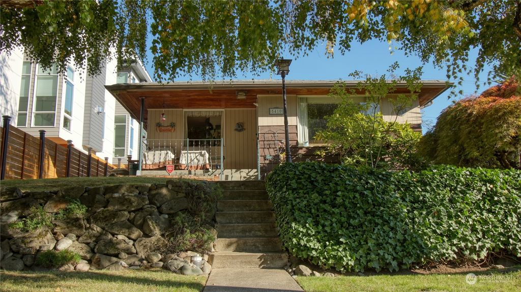 Photo of 5410 26th Avenue SW, Seattle, WA 98106 (MLS # 2175939)