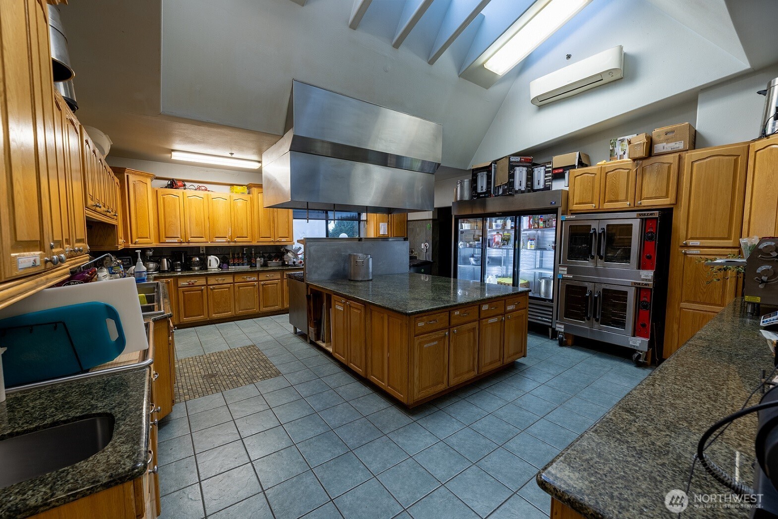 Edgewood, Washington 98372, United States, ,Commercial,Active,230466