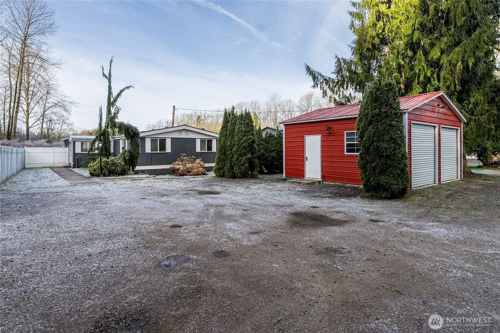 Photo of 16700 260th Drive SE, Monroe, WA 98272 (MLS # 2521102)