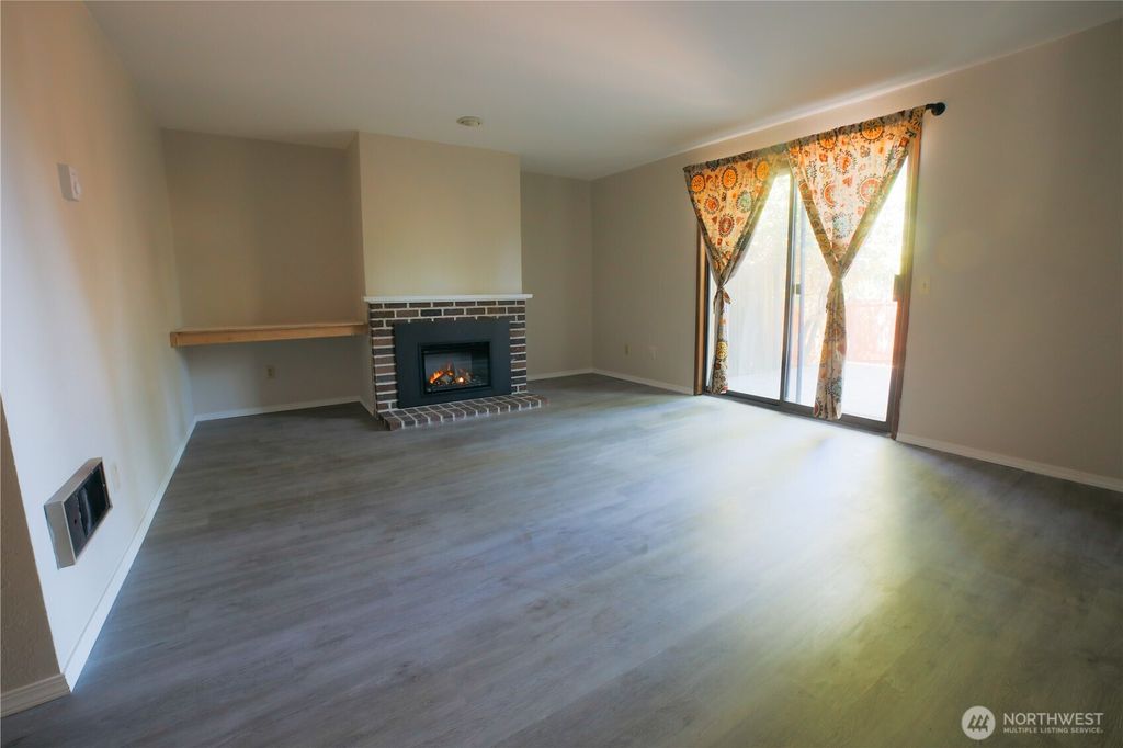 Photo of 4418 176th Street SW #A2, Lynnwood, WA 98037 (MLS # 2408258)