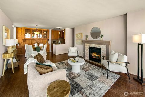 Photo of 1120 8th Avenue #1804, Seattle, WA 98101 (MLS # 2430449)